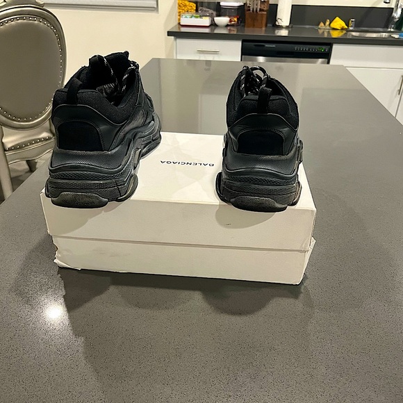 BALENCIAGA MEN SIZE US 10 - Picture 3 of 5